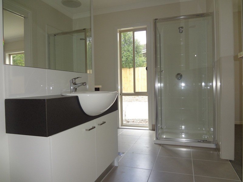 1/16 MacMillan Street, Mooroolbark VIC 3138