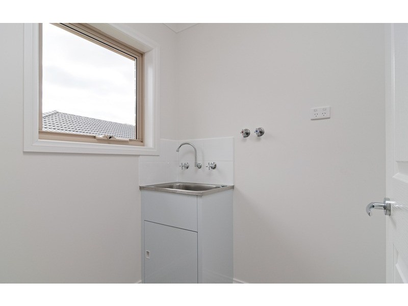 21b Turkeith Crescent, Croydon North VIC 3136