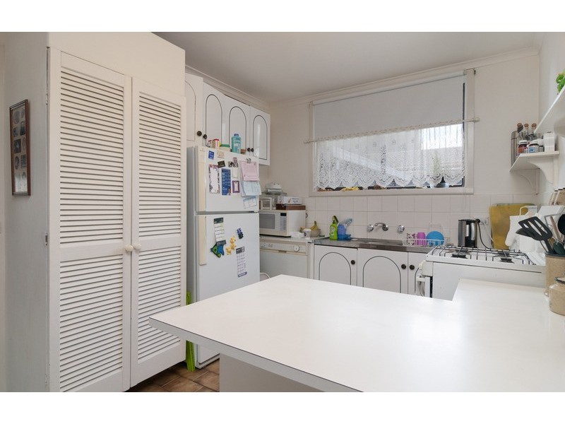 14 Highpoint Avenue, Mooroolbark VIC 3138