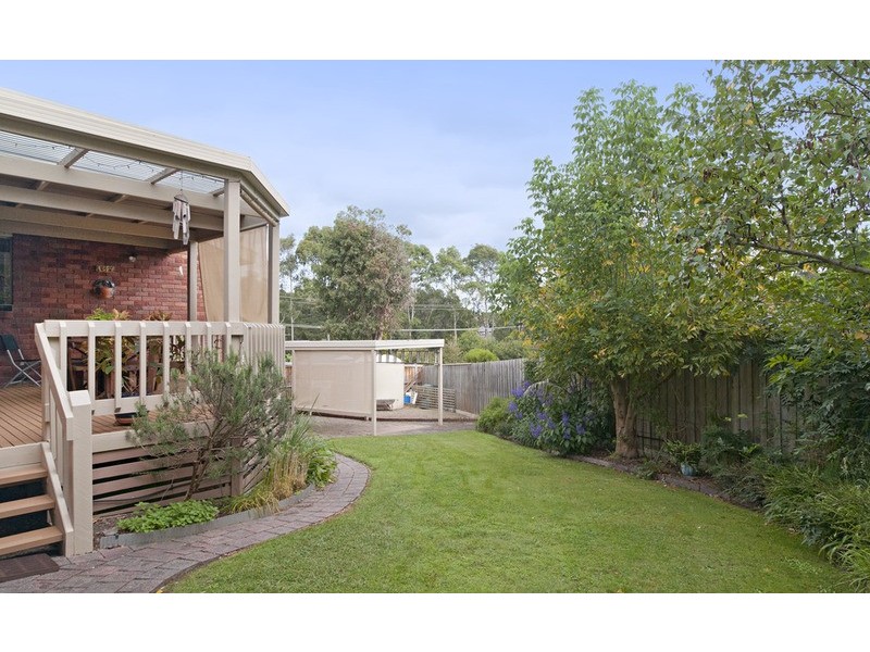 84 Rolling Hills Road, Chirnside Park VIC 3116