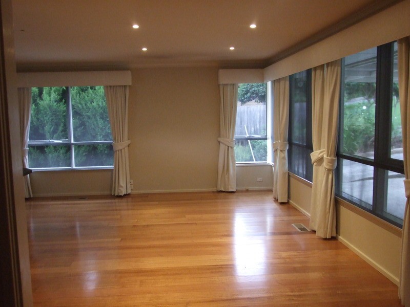 72 Carronvale Road, Mooroolbark VIC 3138