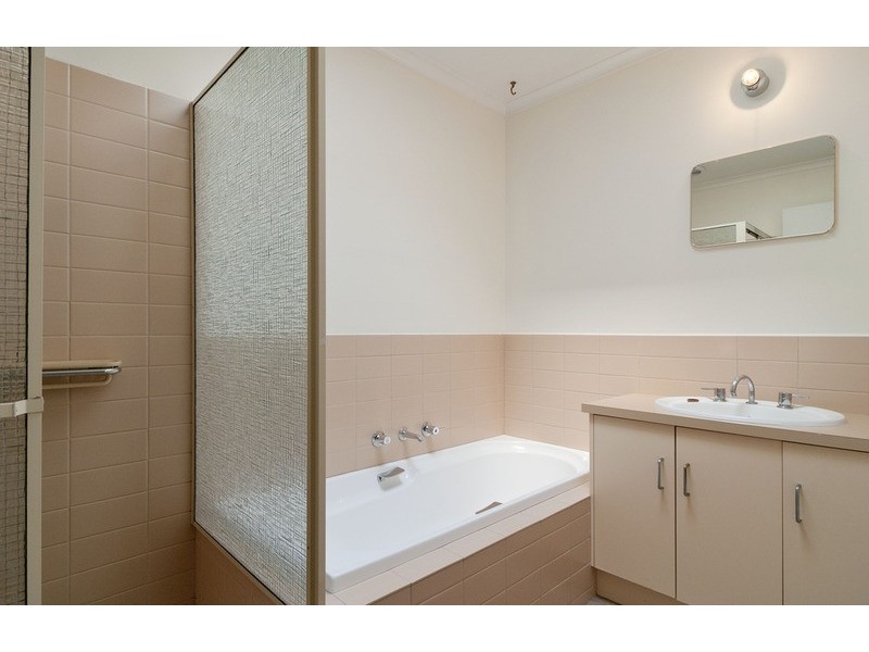 6/212 Hull Road, Mooroolbark VIC 3138