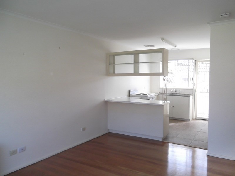 2/3 Violen Street, Bayswater VIC 3153