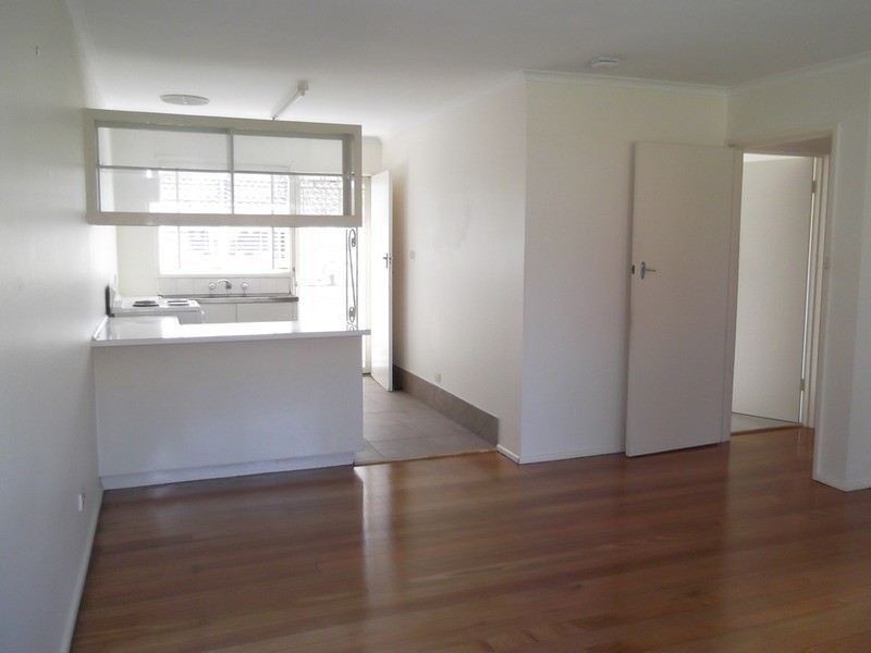 2/3 Violen Street, Bayswater VIC 3153