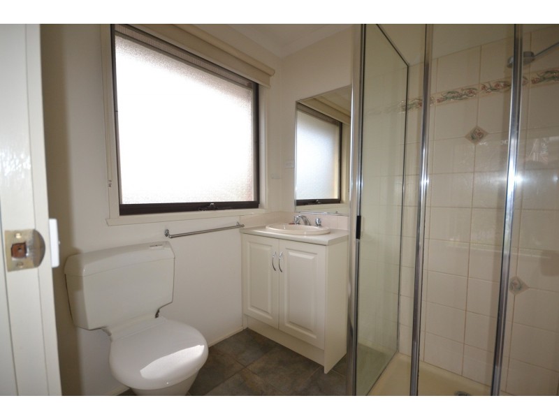 9 David Drive, Mooroolbark VIC 3138