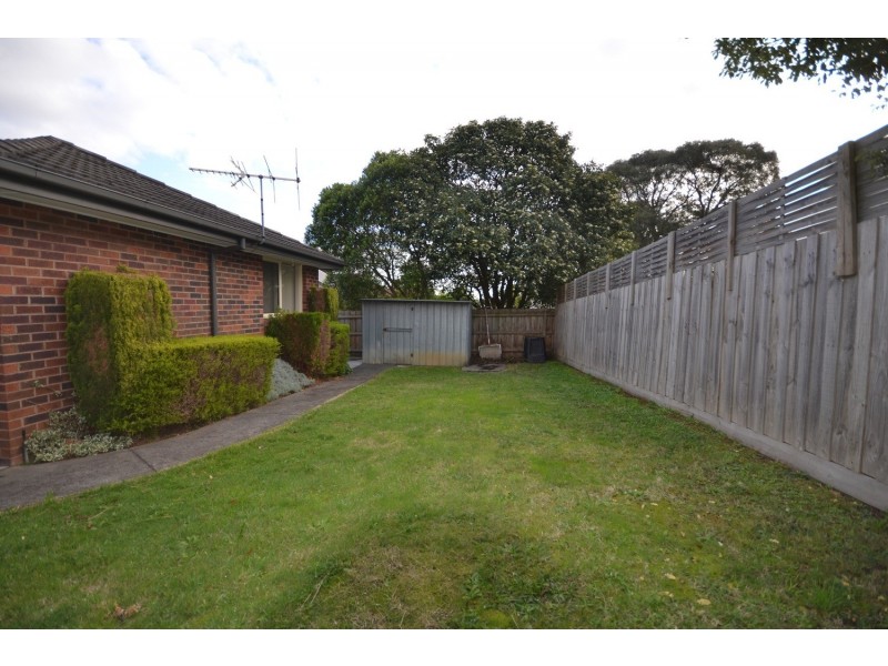 9 David Drive, Mooroolbark VIC 3138
