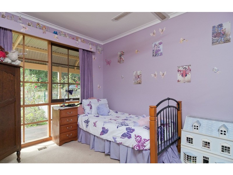 11 Roslyn Street, Montrose VIC 3765