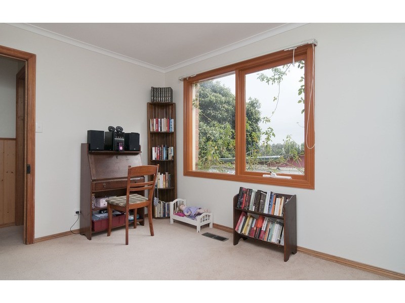 11 Roslyn Street, Montrose VIC 3765