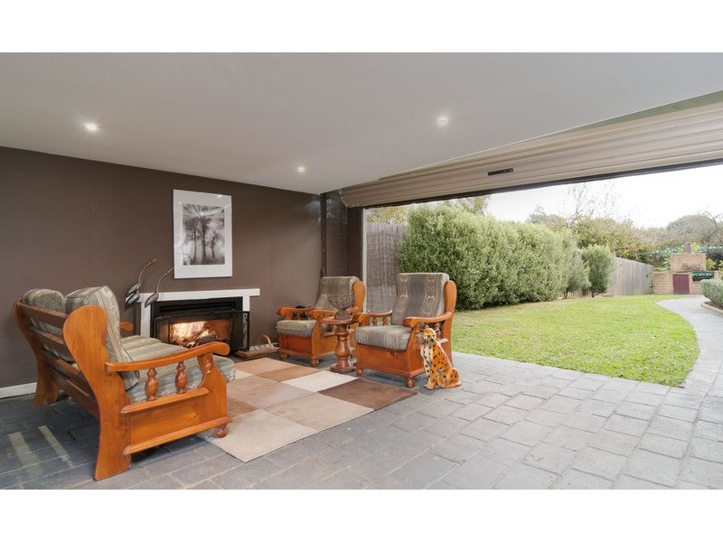 2 Vigano Court, Mooroolbark VIC 3138