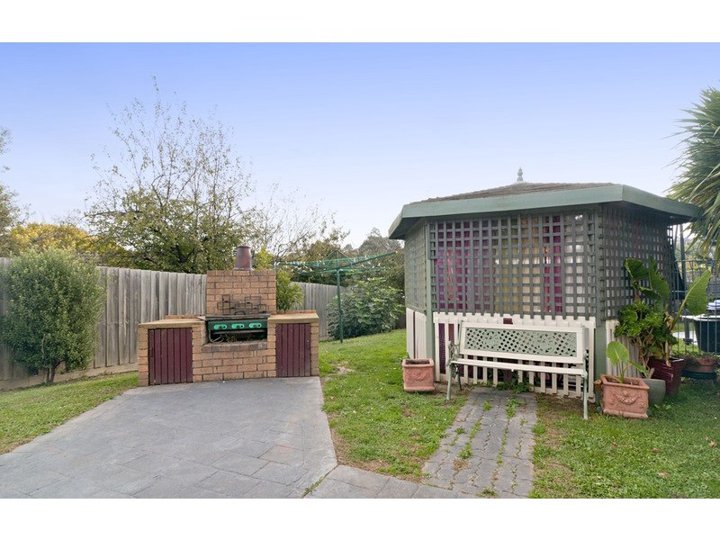 2 Vigano Court, Mooroolbark VIC 3138