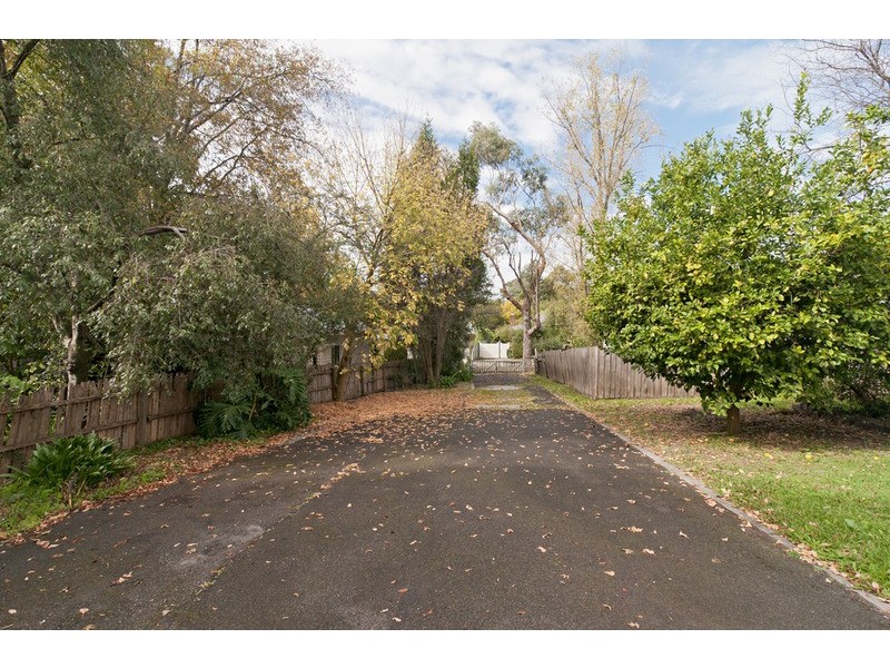 1a Alamein Avenue, Kilsyth VIC 3137