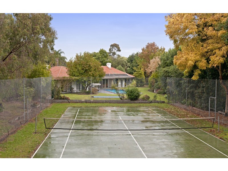 16 Chapman Court, Mooroolbark VIC 3138