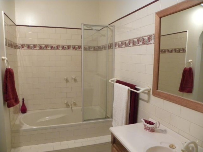 16 Chapman Court, Mooroolbark VIC 3138