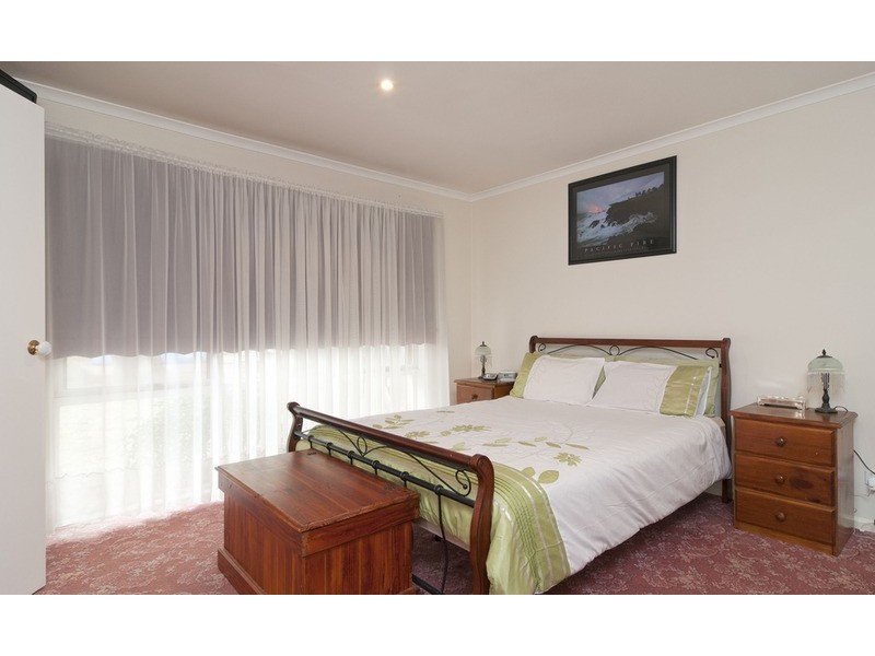 14 Apollo Court, Croydon VIC 3136