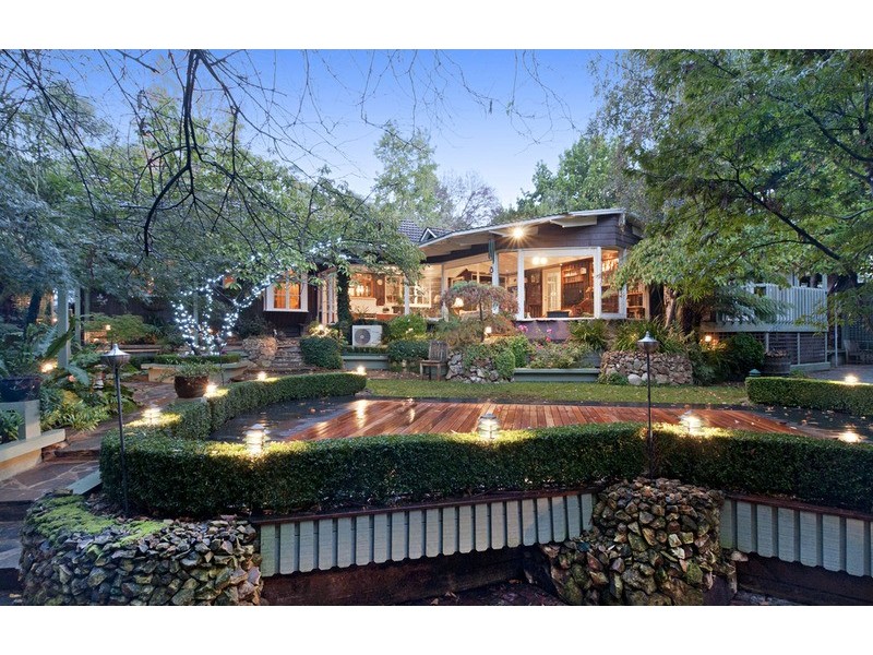 93 Pine Road, Mooroolbark VIC 3138