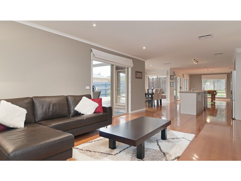 47 Freshfield Avenue, Mooroolbark VIC 3138