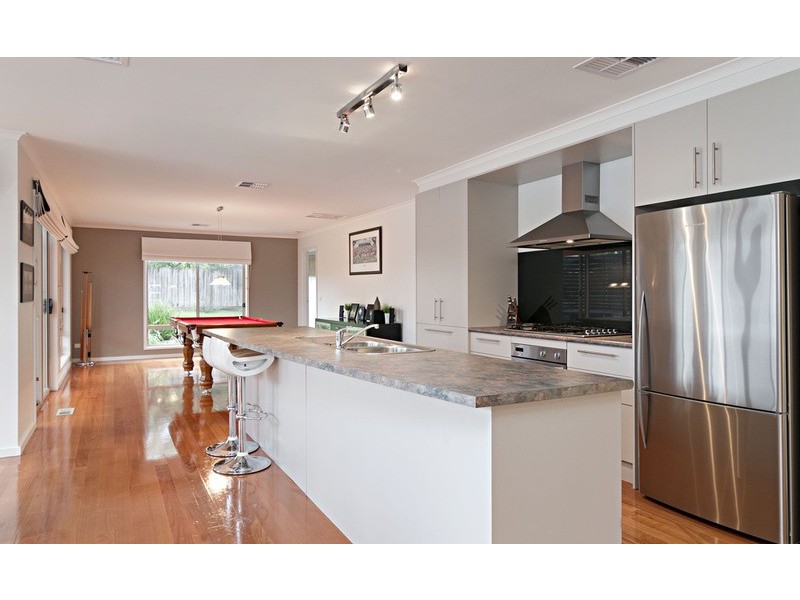 47 Freshfield Avenue, Mooroolbark VIC 3138