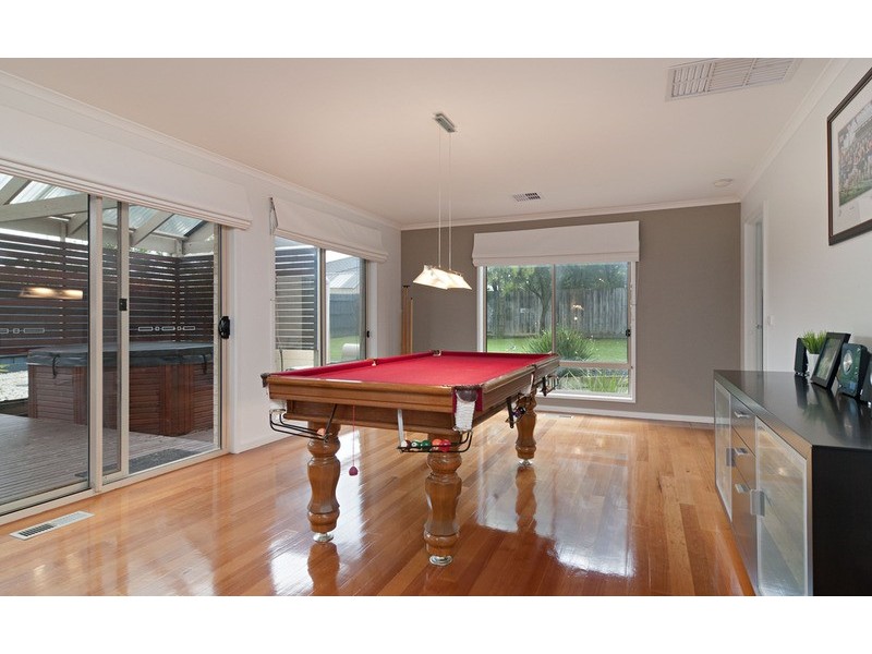 47 Freshfield Avenue, Mooroolbark VIC 3138