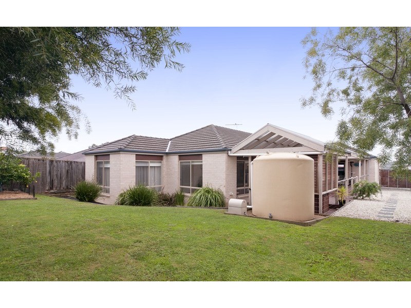 47 Freshfield Avenue, Mooroolbark VIC 3138