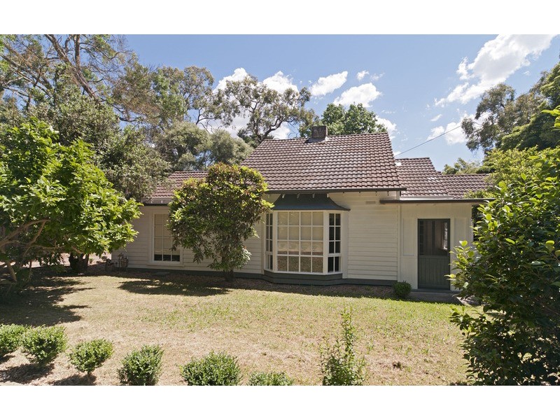rear/9-11 Montrose Road, Montrose VIC 3765