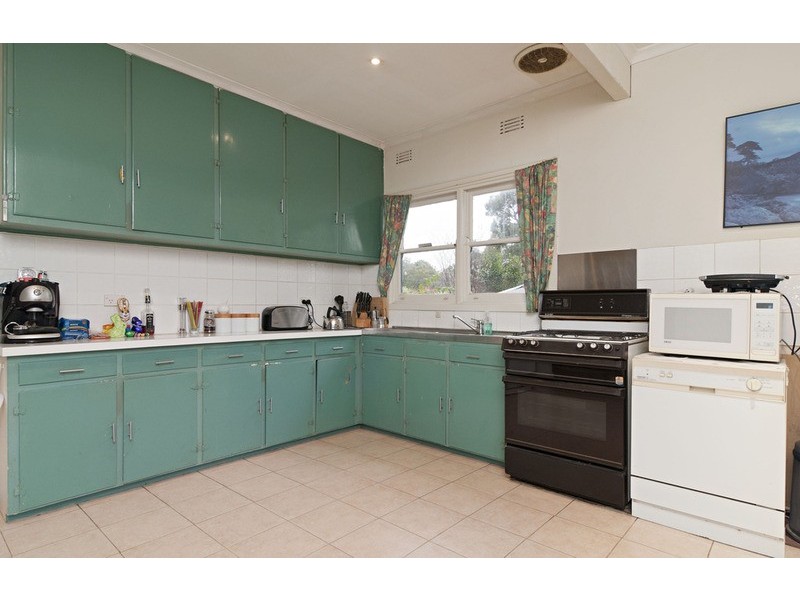 62 Lyons Road, Croydon North VIC 3136