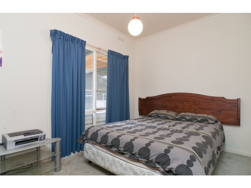 62 Lyons Road, Croydon North VIC 3136