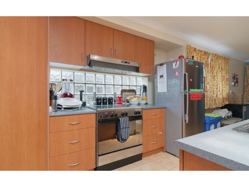 2/137 Switchback Road, Chirnside Park VIC 3116