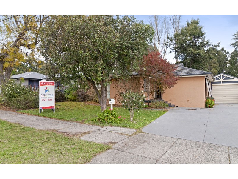 2/137 Switchback Road, Chirnside Park VIC 3116