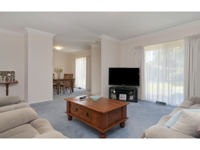 13/33-37 Karingal Street, Croydon North VIC 3136