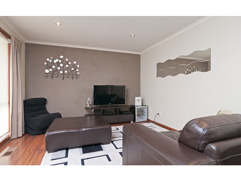 28 Dunoon Street, Mooroolbark VIC 3138