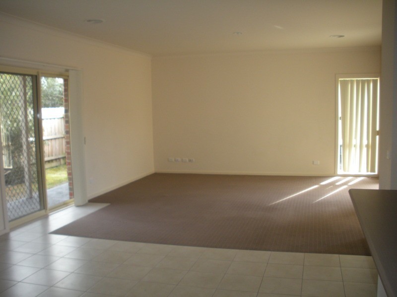 4/8-10 Wordsworth  Street, Mooroolbark VIC 3138