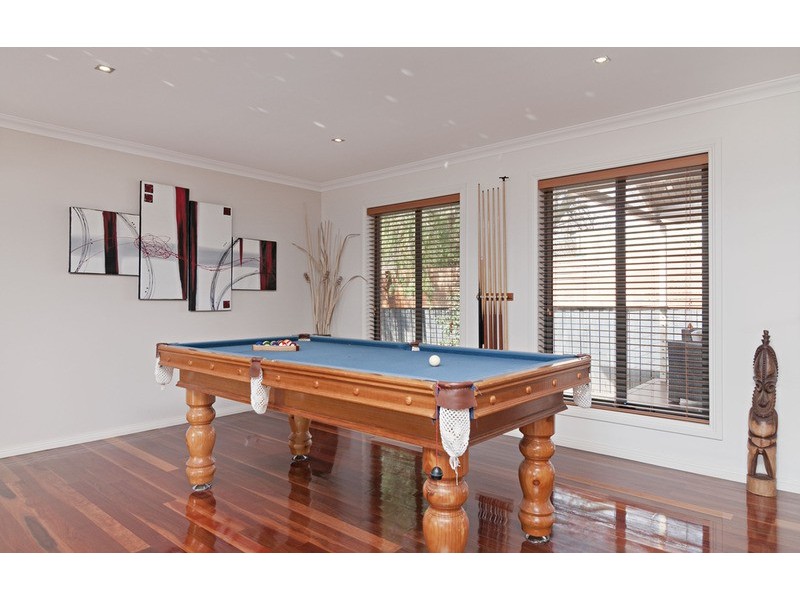 8a Lindel Court, Croydon VIC 3136