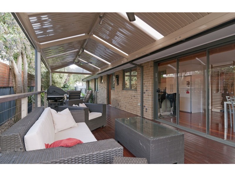 8a Lindel Court, Croydon VIC 3136