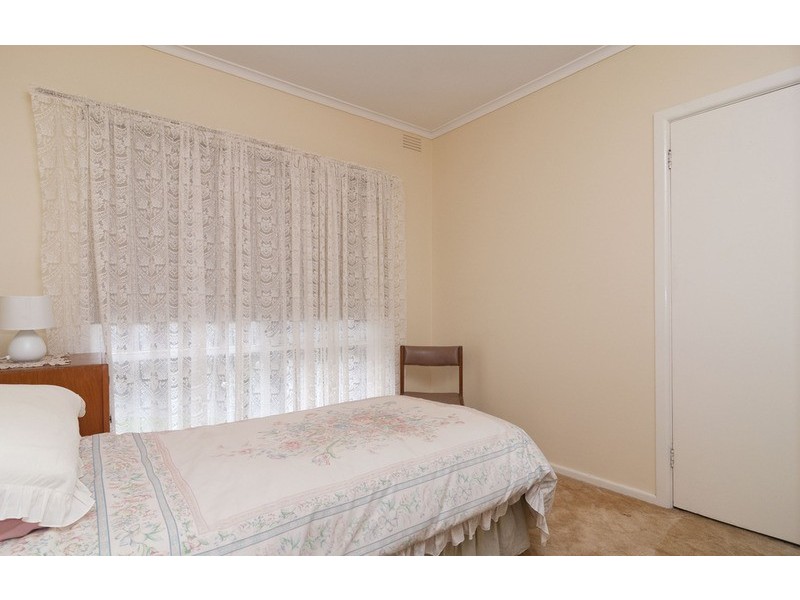 9 Andrew Street, Mooroolbark VIC 3138