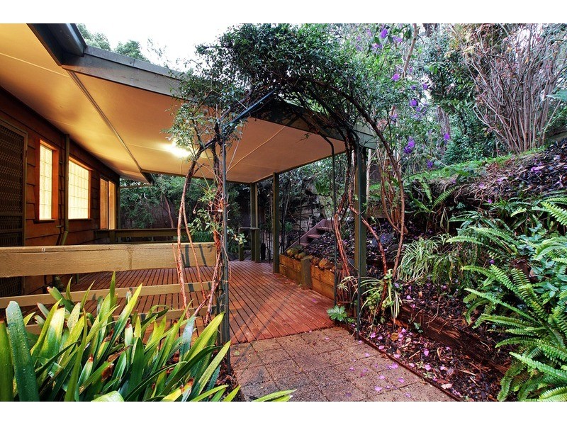 22 Sycamore Grove, Mount Evelyn VIC 3796