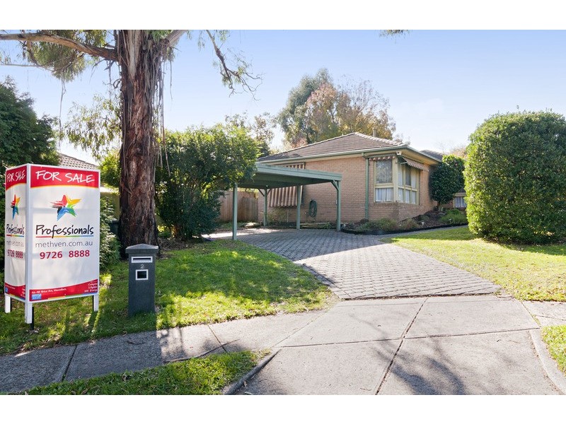 2 Chaparral Court, Mooroolbark VIC 3138