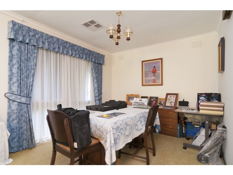 2 Chaparral Court, Mooroolbark VIC 3138