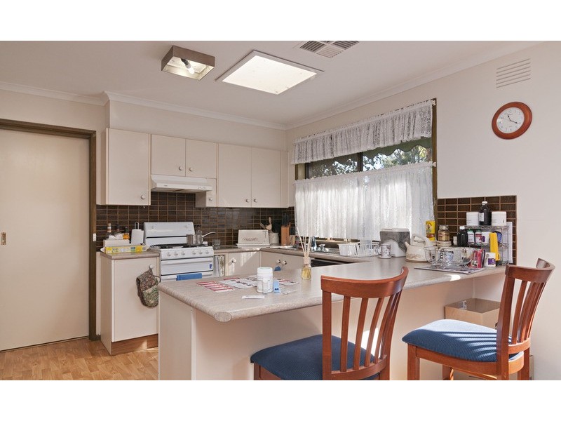 2 Chaparral Court, Mooroolbark VIC 3138