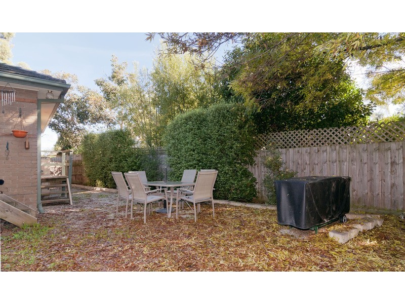 2 Chaparral Court, Mooroolbark VIC 3138