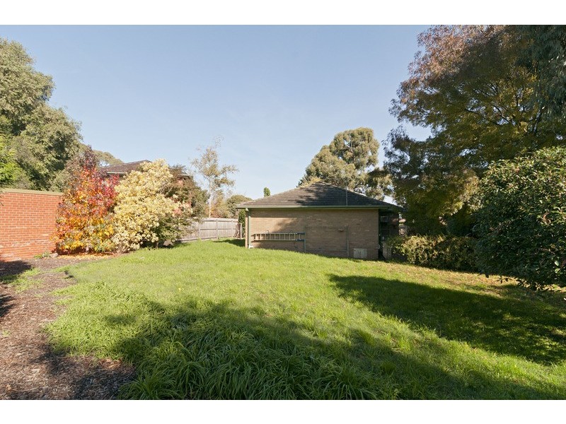 2 Chaparral Court, Mooroolbark VIC 3138