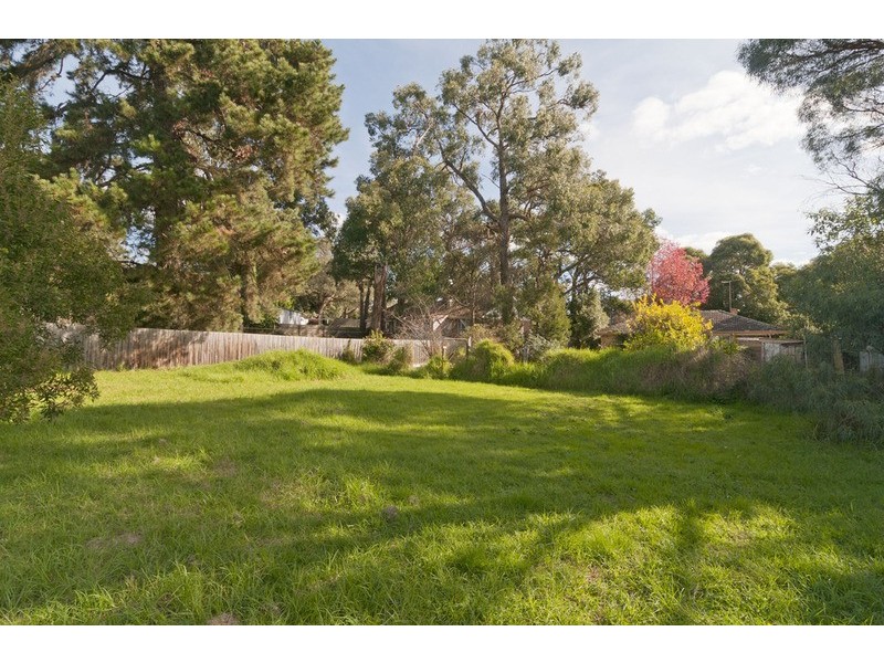 27 Gordon Court, Mooroolbark VIC 3138