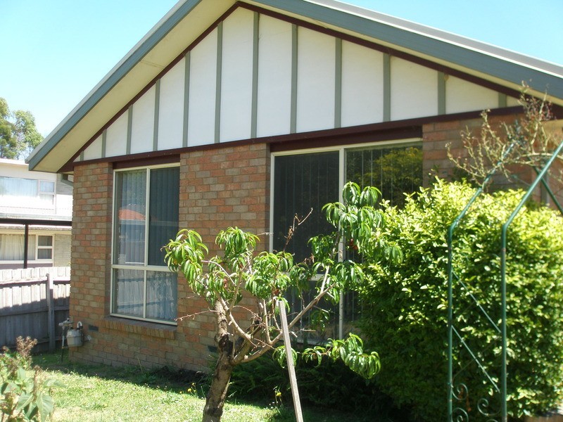 7/6 Mount View  Parade, Mooroolbark VIC 3138