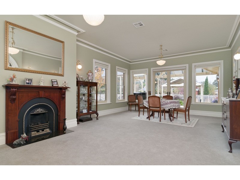 10 Bellbird Drive, Lilydale VIC 3140