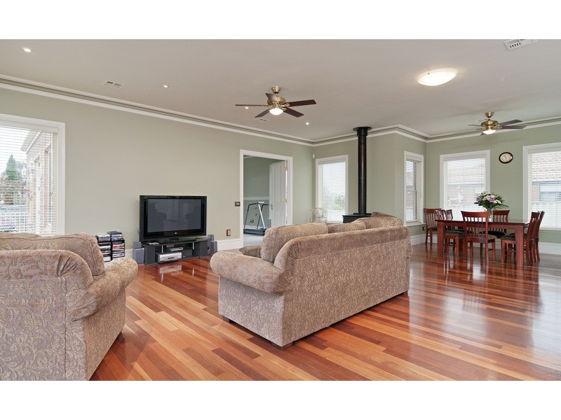 10 Bellbird Drive, Lilydale VIC 3140