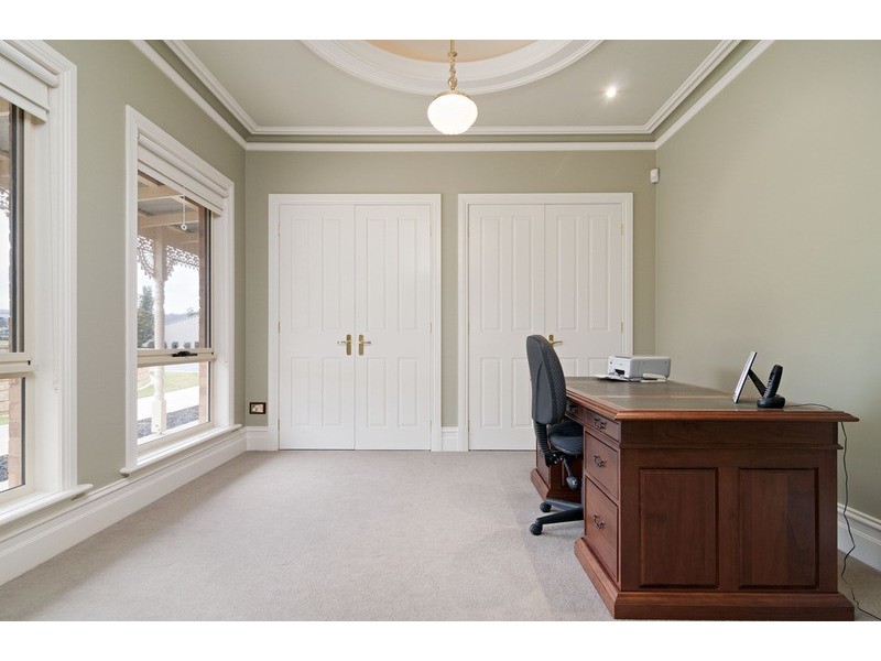 10 Bellbird Drive, Lilydale VIC 3140