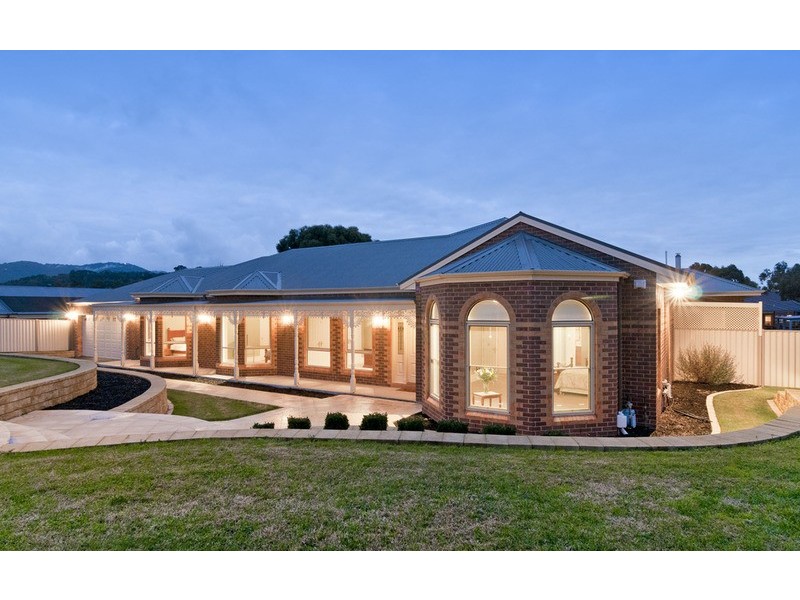 10 Bellbird Drive, Lilydale VIC 3140