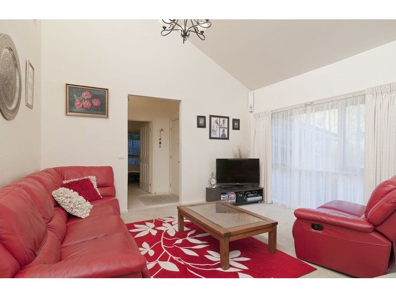 17 Graneby Rise, Mount Evelyn VIC 3796