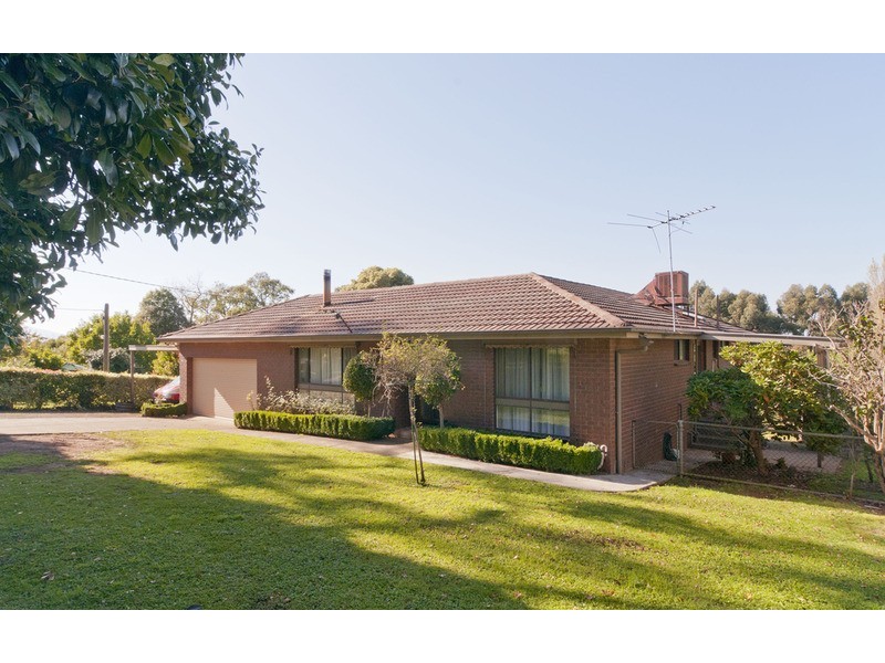 190 Queens Road, Wandin North VIC 3139