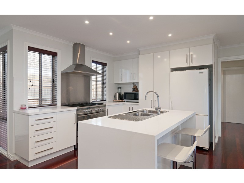 1a Sophie Street, Kilsyth VIC 3137