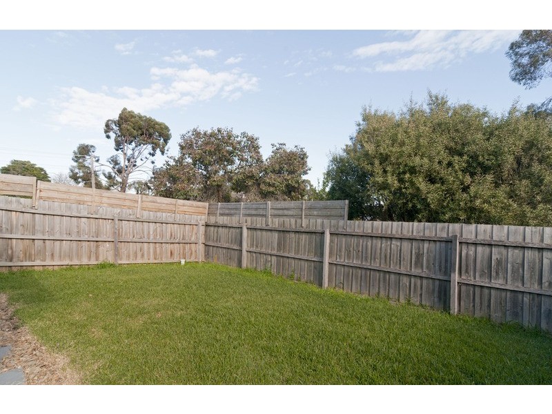 1a Sophie Street, Kilsyth VIC 3137